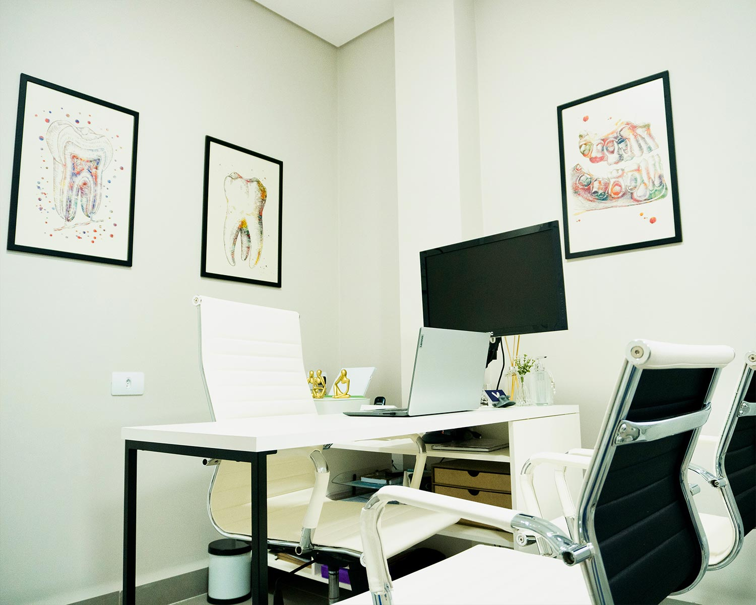 Villa Clin Dentista em Cornélio